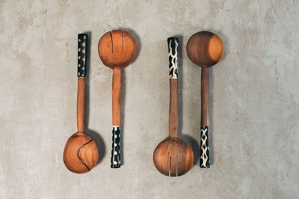 BATIK WOOD SALAD SERVERS - KENYA