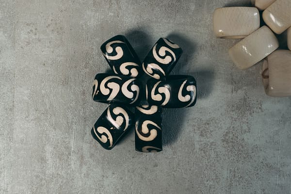 BATIK BONE NAPKIN RINGS (SET OF 6) - KENYA